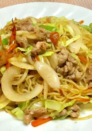 麺と具材がきっちり混ざる焼きそば-レシピのメイン写真