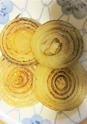 焼くだけ！玉ねぎの醤油かけ　副菜に-レシピのメイン写真