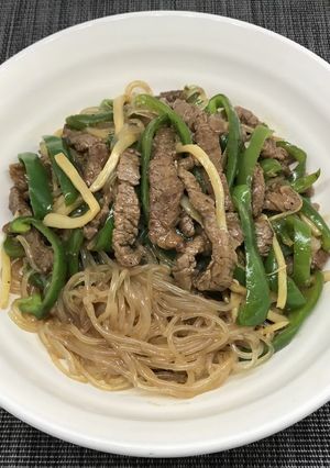 乾燥こんにゃくパスタでチンジャオロース-レシピのメイン写真