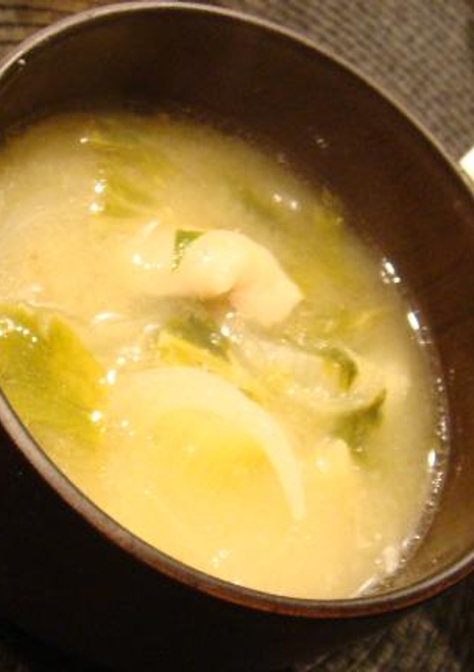 セロリと鶏皮のお味噌汁-レシピのメイン写真