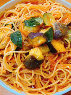 ごろっと夏野菜のトマトパスタ野菜ジュース-レシピのメイン写真