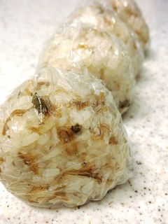 ちりめん山椒おにぎり-レシピのメイン写真