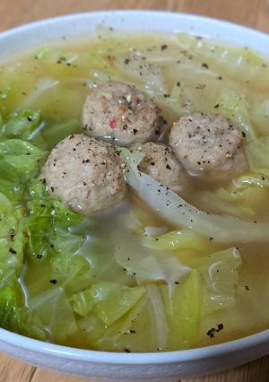 超簡単！白菜と肉団子のレンチンスープ-レシピのメイン写真
