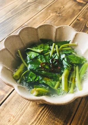 簡単☆空芯菜のにんにくスープ-レシピのメイン写真
