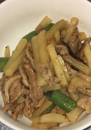 大豆肉とじゃがいもとオクラのマー油炒め-レシピのメイン写真