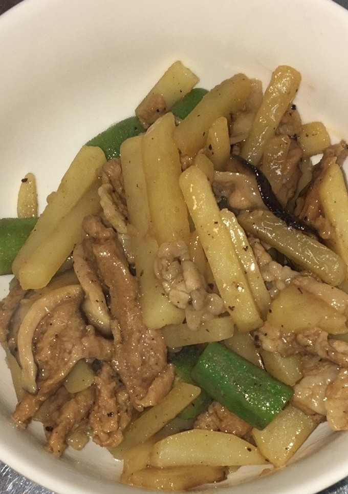 大豆肉とじゃがいもとオクラのマー油炒め-レシピのメイン写真