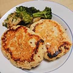 รูปของ 高野豆腐とささみのハンバーグ