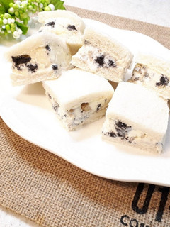 クッキー&クリーム&胡桃アイスサンド♪-レシピのメイン写真