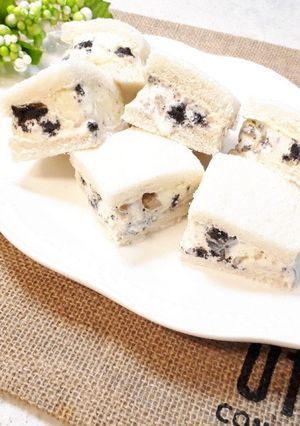 クッキー&クリーム&胡桃アイスサンド♪-レシピのメイン写真