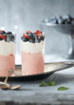 ストロベリーチーズサンデー-レシピのメイン写真