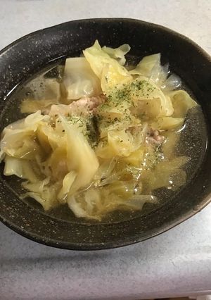 キャベツと豚肉のスープ-レシピのメイン写真