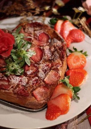 スペインから♥苺とカシスのクラフティ-レシピのメイン写真
