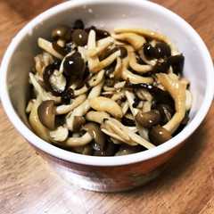 รูปของ レンジで簡単！しめじ塩コンブ お弁当