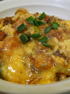 ふわふわ卵のトマトチーズ丼-レシピのメイン写真