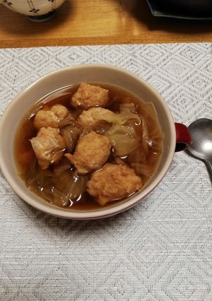鳥団子とキャベツ入り 胃腸に優しいスープ-レシピのメイン写真