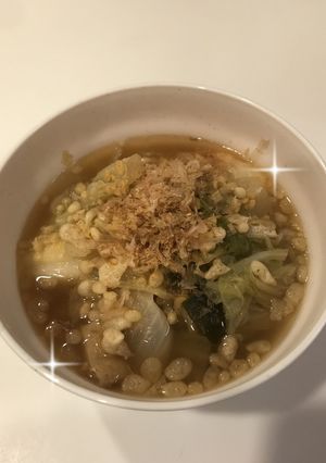 醤油味のお雑煮・具材は白菜と油揚げのみ!-レシピのメイン写真