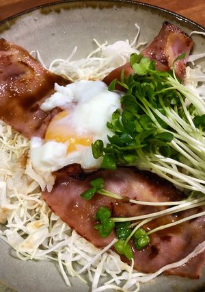 シャキシャキベーコン丼！温玉のせ-レシピのメイン写真