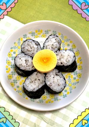 可愛い☆お花☆おにぎり〜(o˘◡˘o)♡-レシピのメイン写真