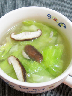 キャベツと椎茸のスープ-レシピのメイン写真