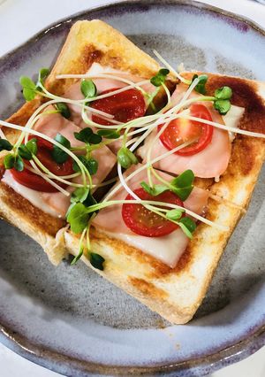 食パンで偽マルゲリータ!朝食に!-レシピのメイン写真
