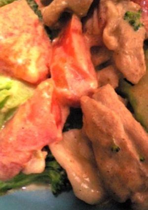 トマト豚肉ブロッコリーのマヨサラダ炒め-レシピのメイン写真