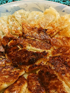 袋活用!【やみつき!カレー風味ぎょうざ】-レシピのメイン写真