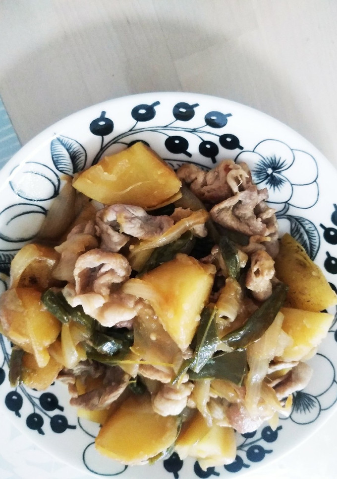 簡単に♪じゃがいもと豚肉のほっくり煮物-レシピのメイン写真