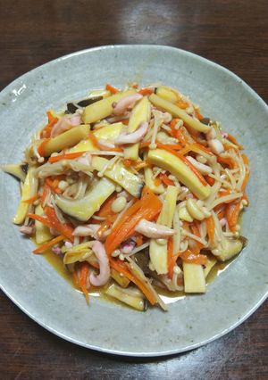 イカこうじ漬けとキノコの炒め-レシピのメイン写真