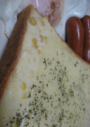 とろ～り★クリームコーンチーズトースト★-レシピのメイン写真