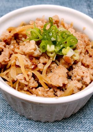 お弁当に!低糖質 鶏そぼろ-レシピのメイン写真