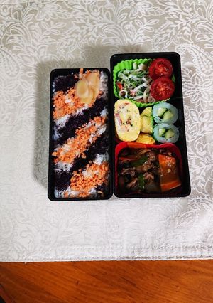 秋のお弁当の卵焼きを参考に作りました-レシピのメイン写真