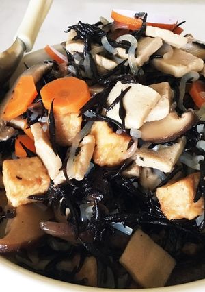 パパ好みのひじきの煮物-レシピのメイン写真