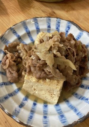 簡単肉豆腐 焼き豆腐牛肉ネギシンプル-レシピのメイン写真