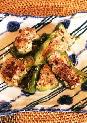 ちょっと大胆なピーマンの肉詰め-レシピのメイン写真