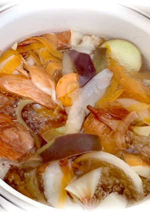 野菜の皮で♡栄養たっぷりなベジブロス-レシピのメイン写真