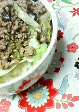 ✿シャッキリレタスに❀ひき肉の✿ソース丼-レシピのメイン写真