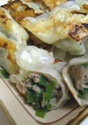長ねぎの青い部分で美味しい餃子♪-レシピのメイン写真