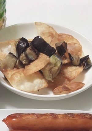 餃子の皮とナスの揚げ物サラダ-レシピのメイン写真