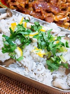 メスティン キノコとしらすの炊き込みご飯-レシピのメイン写真
