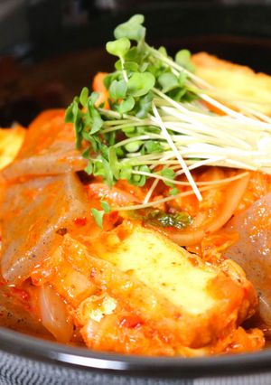 ランチに♪ボリューム満点！厚揚げキムチ丼-レシピのメイン写真