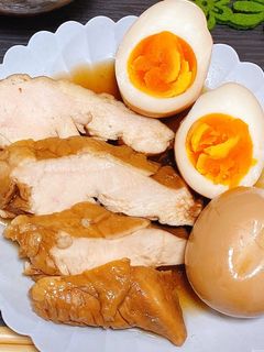 電子レンジで簡単!鶏ハムと煮卵-レシピのメイン写真