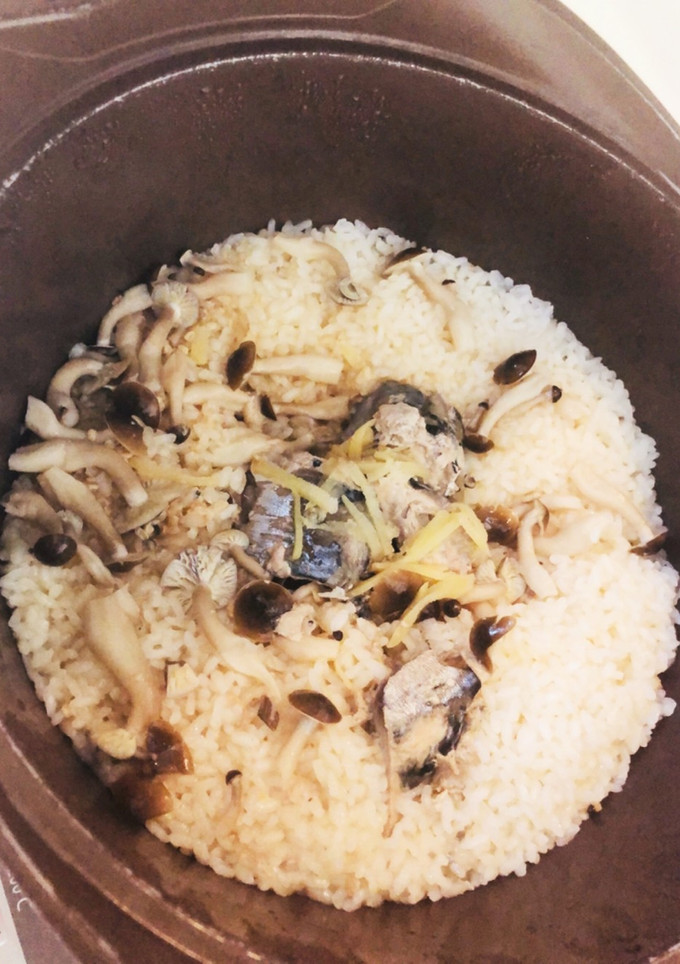 鯖の水煮缶を使ったやみつき炊き込みご飯-レシピのメイン写真
