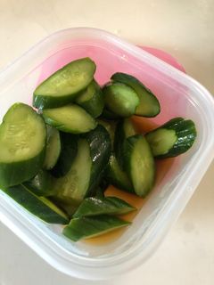 からしで美味しいきゅうりの漬物-レシピのメイン写真