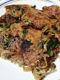 余った焼きそば麺でパリパリ焼き-レシピのメイン写真
