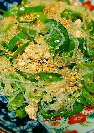ごま油香るピーマンの鶏ひき肉炒め♪-レシピのメイン写真