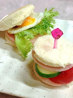 可愛い?✨プチトマトとハムの一口サンド-レシピのメイン写真