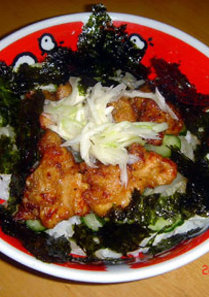 いつもの唐揚げもこれで美味しい丼に-レシピのメイン写真