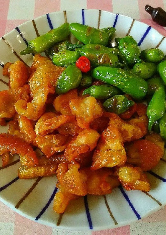 鶏皮とシシトウのカリカリ炒め-レシピのメイン写真