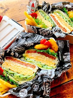 ハムカツとだし巻きのわんぱくサンドイッチ-レシピのメイン写真