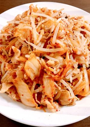 週末に食べたい豚キムチ炒め-レシピのメイン写真